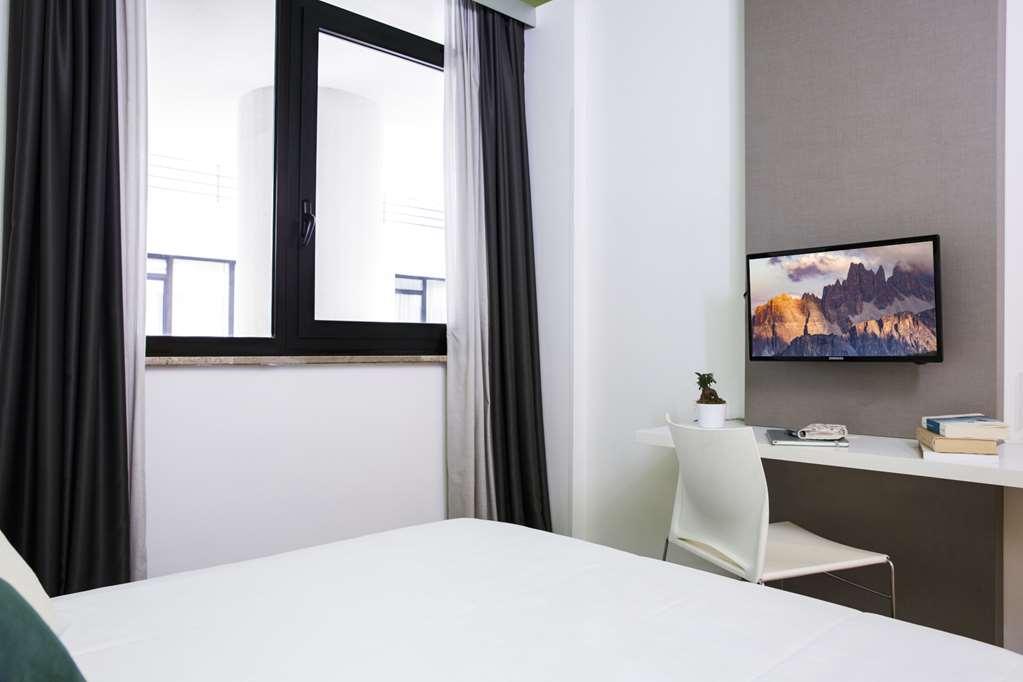 The Caesar Roma Hotel Стая снимка
